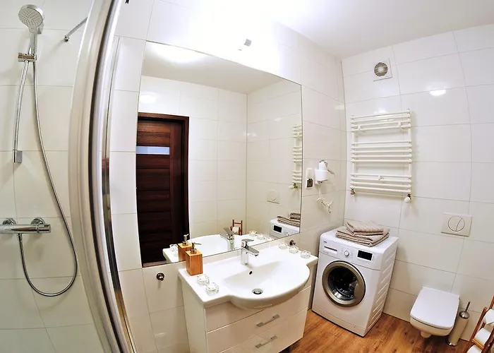 Apartamentyprzymorzu Solna 201 - W Centrum Blisko Morza *